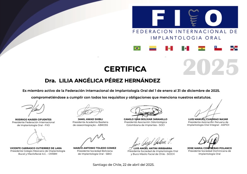 Socio Activo de la Federación Internacional de Implantología Oral