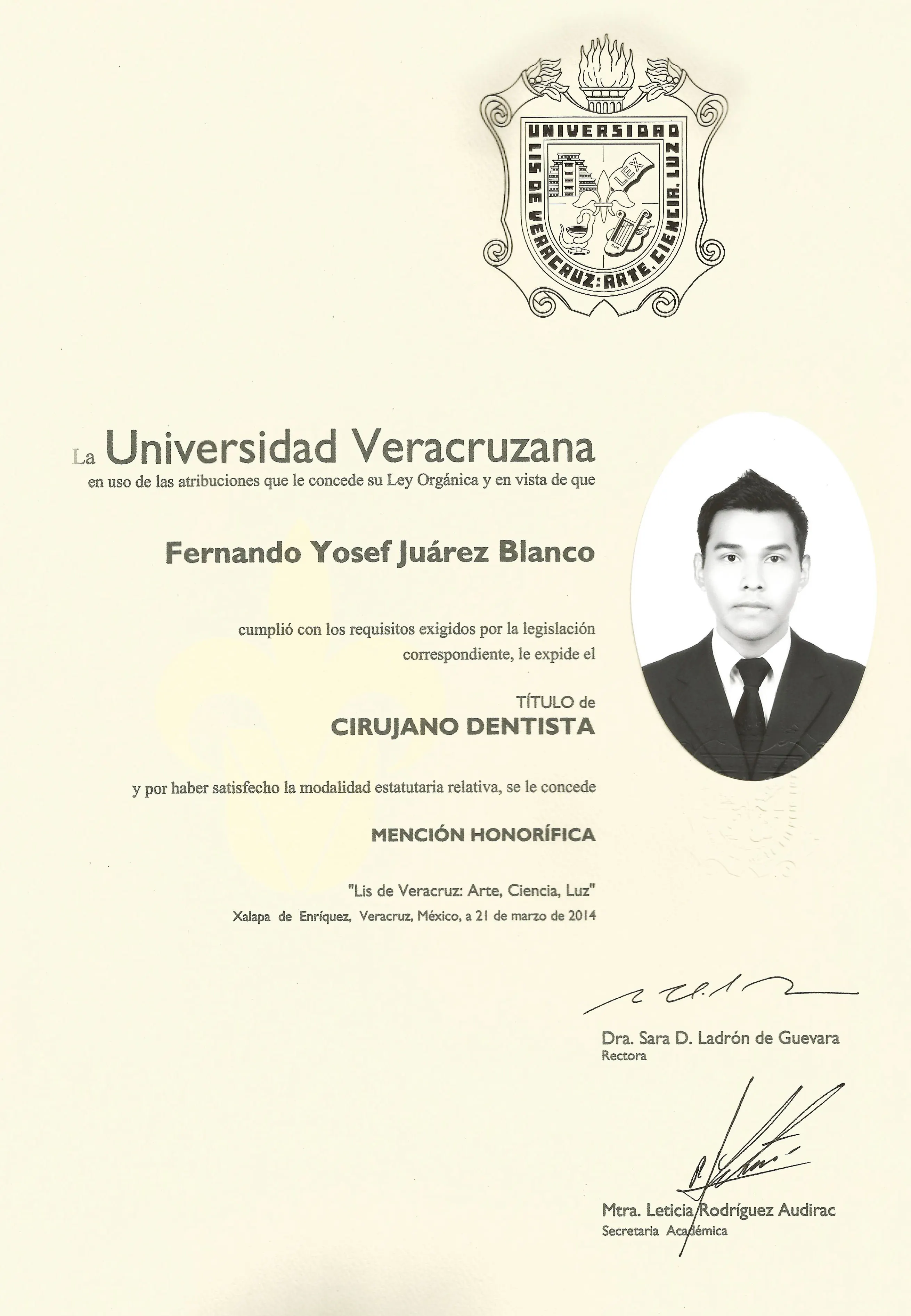 Cirujano Dentista - Universidad Veracruzana (2014)