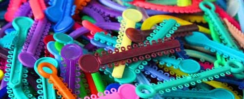 Brackets convencionales de colores